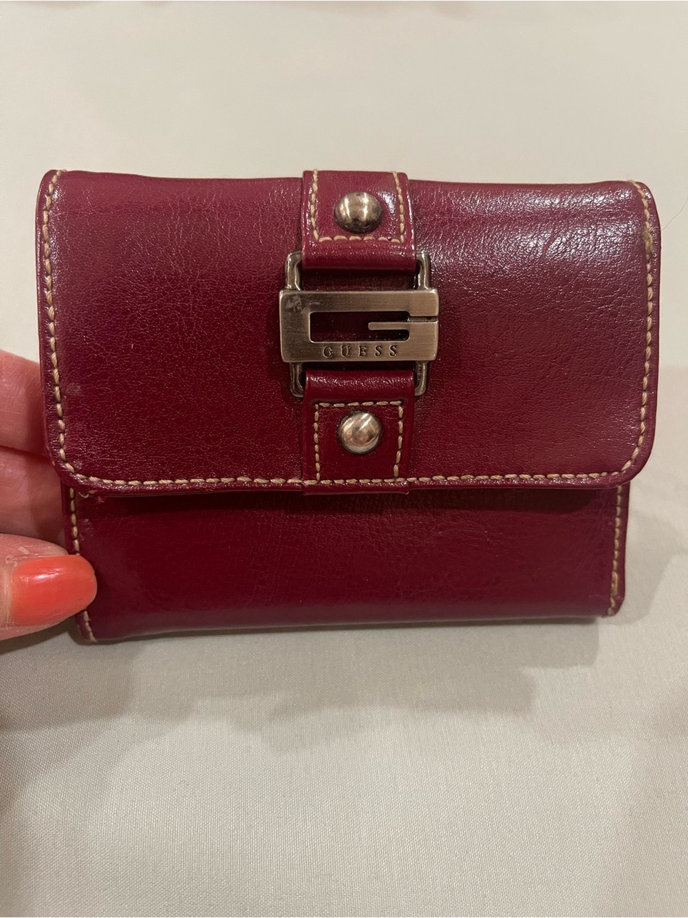 GUESS VINTAGE Early Y2K Burgundy Leather Snap-Closure Wallet w/Metal Buckle